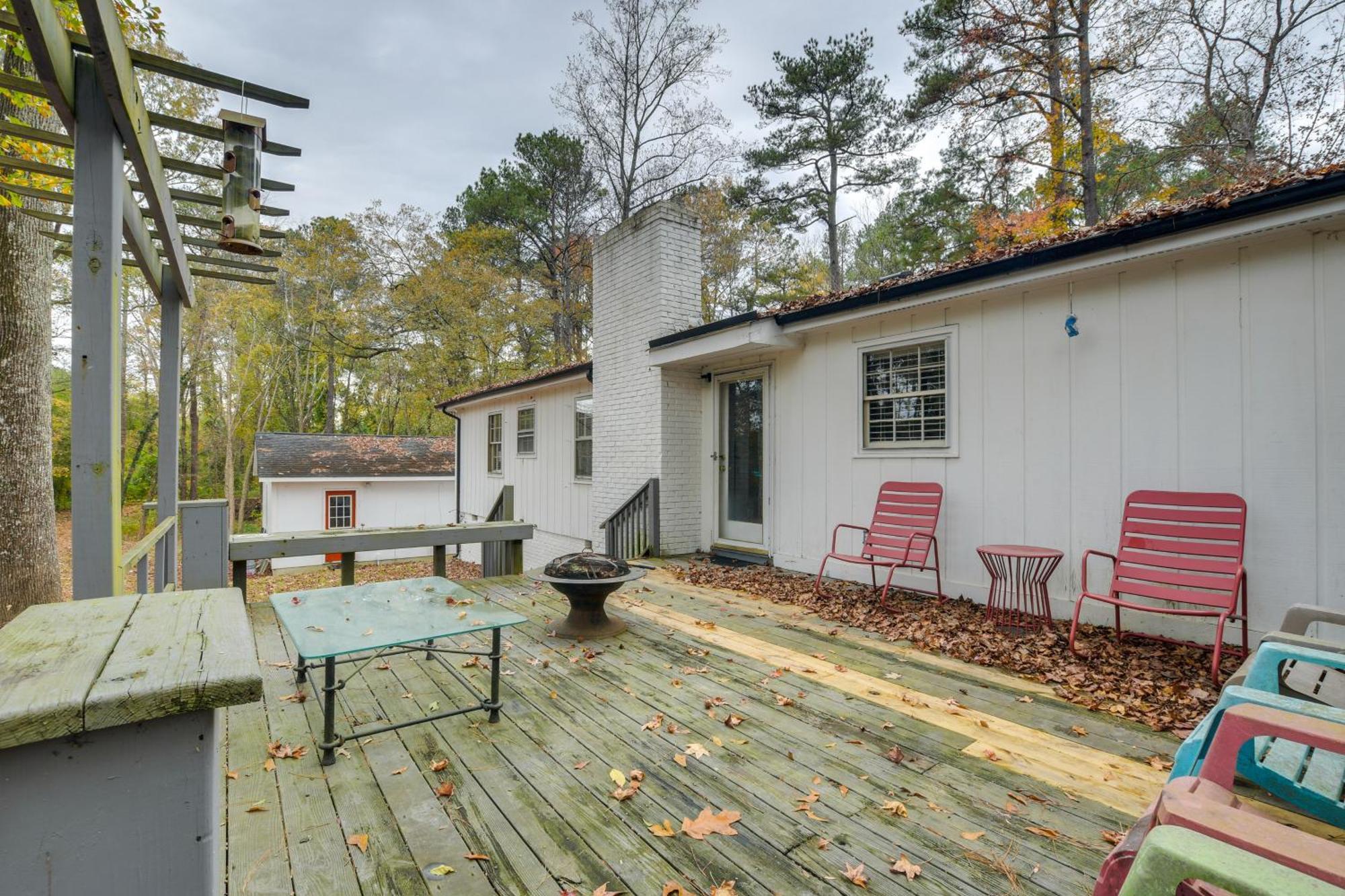 Serene Family Home With Deck In Knightdale! エクステリア 写真