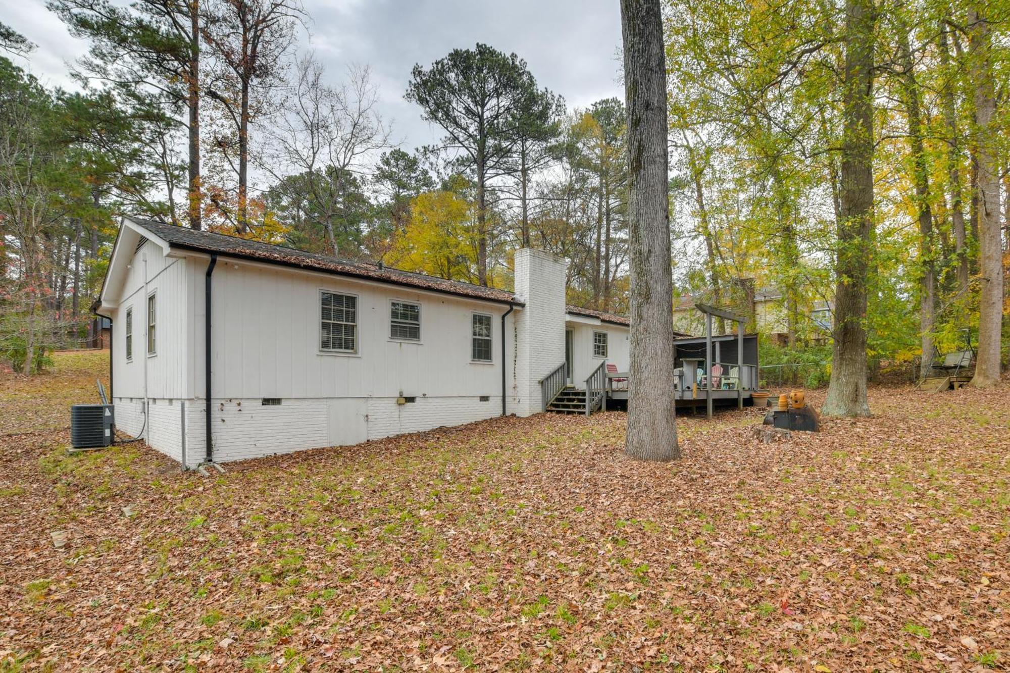 Serene Family Home With Deck In Knightdale! エクステリア 写真