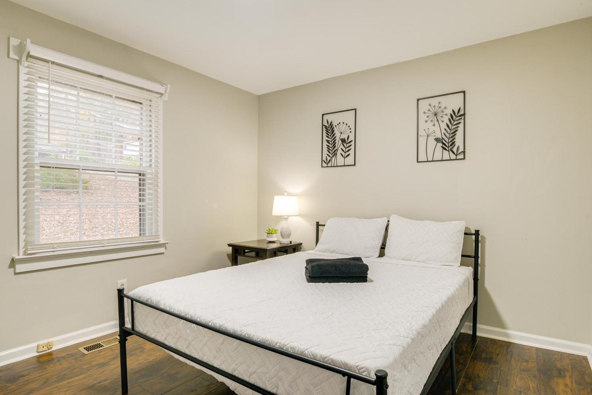Serene Family Home With Deck In Knightdale! エクステリア 写真