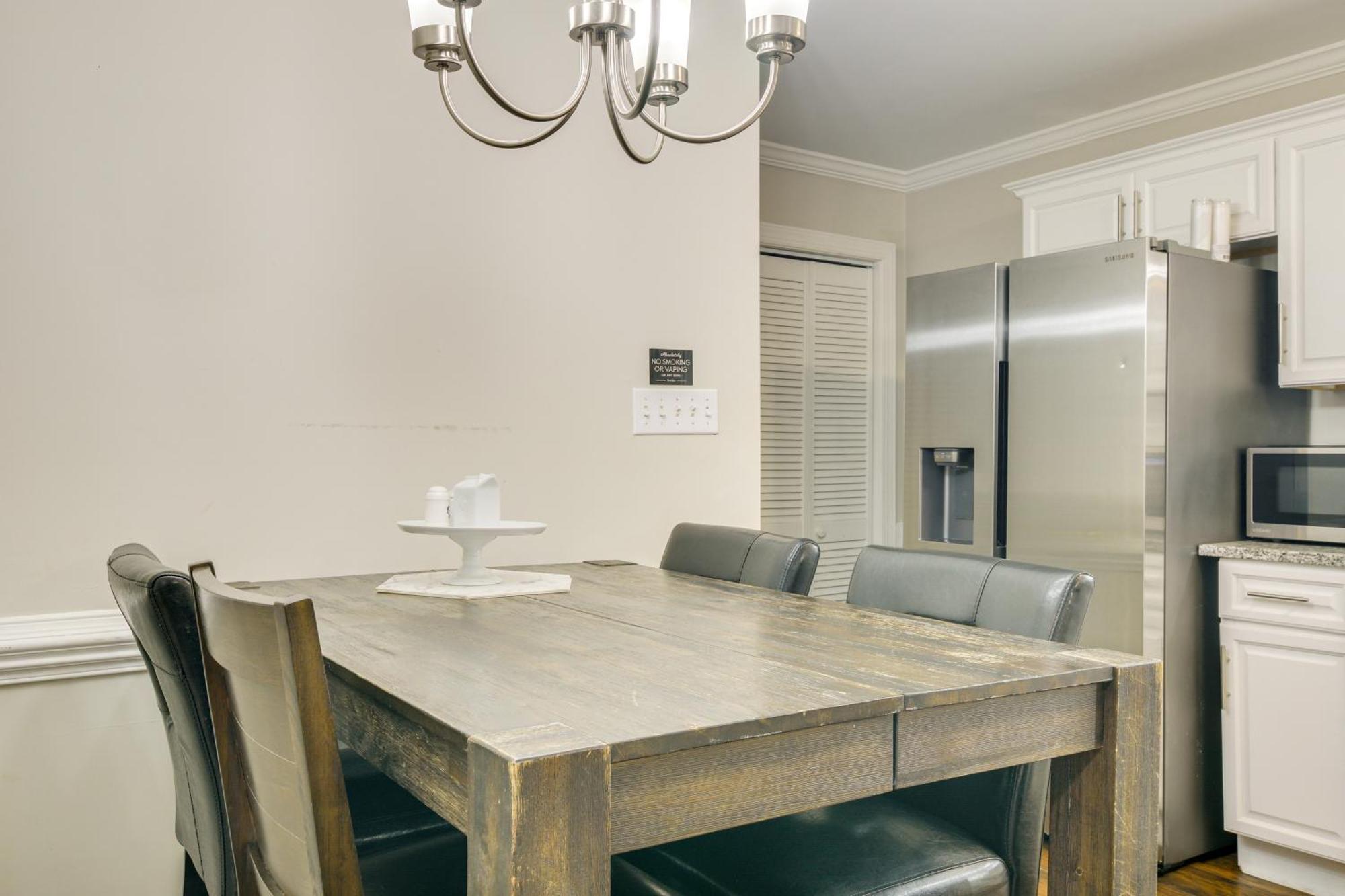 Serene Family Home With Deck In Knightdale! エクステリア 写真