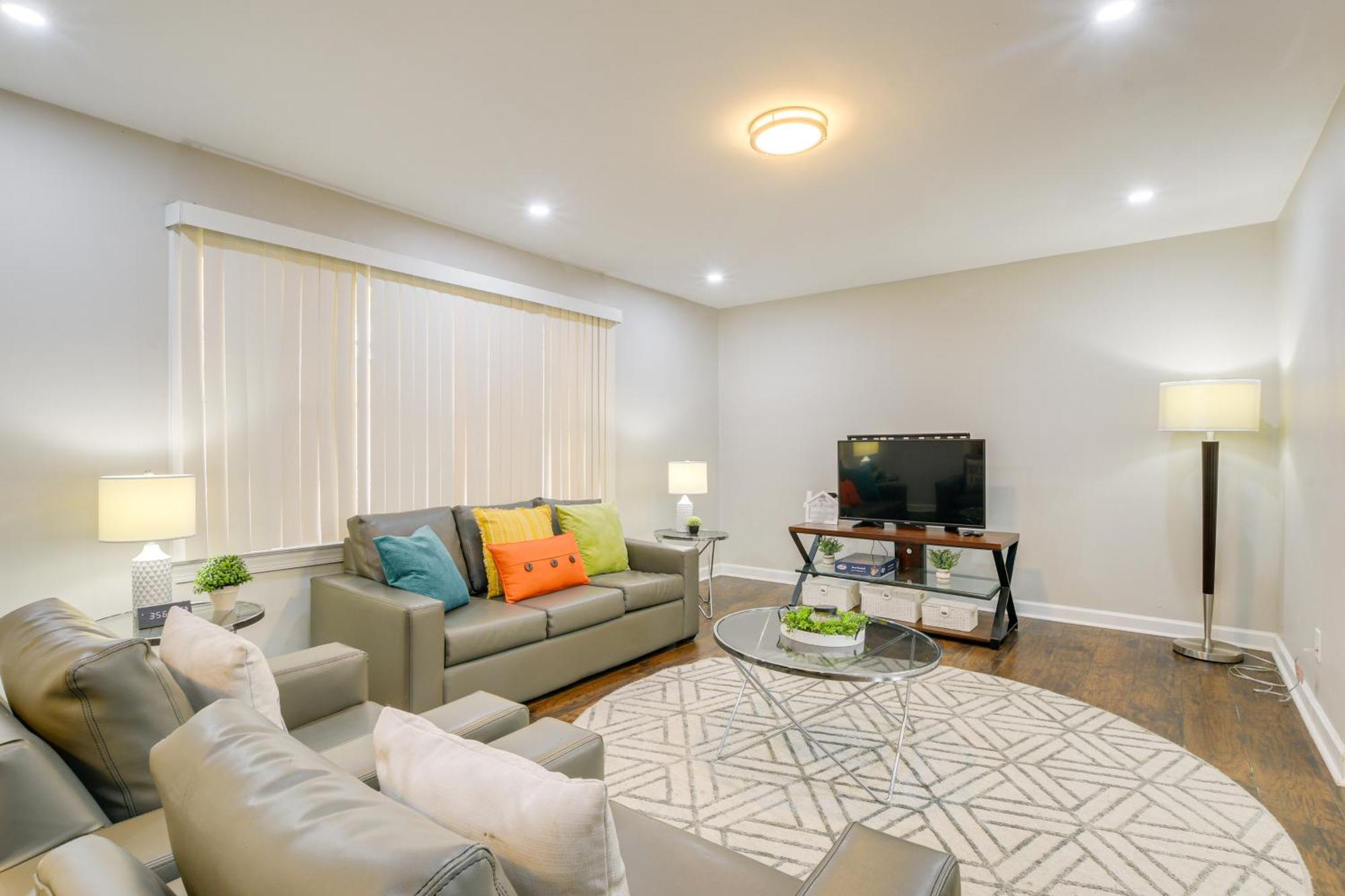 Serene Family Home With Deck In Knightdale! エクステリア 写真