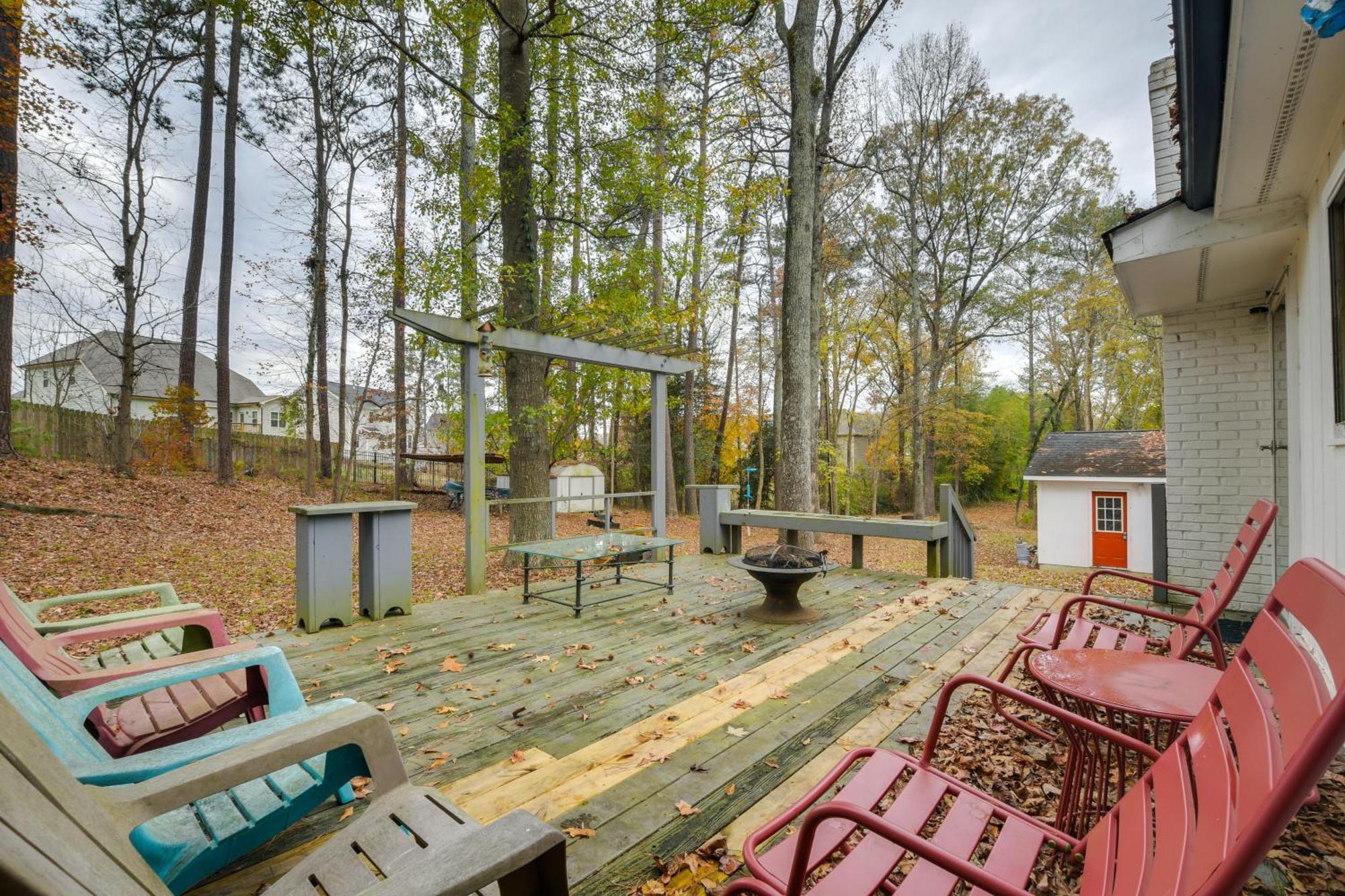 Serene Family Home With Deck In Knightdale! エクステリア 写真